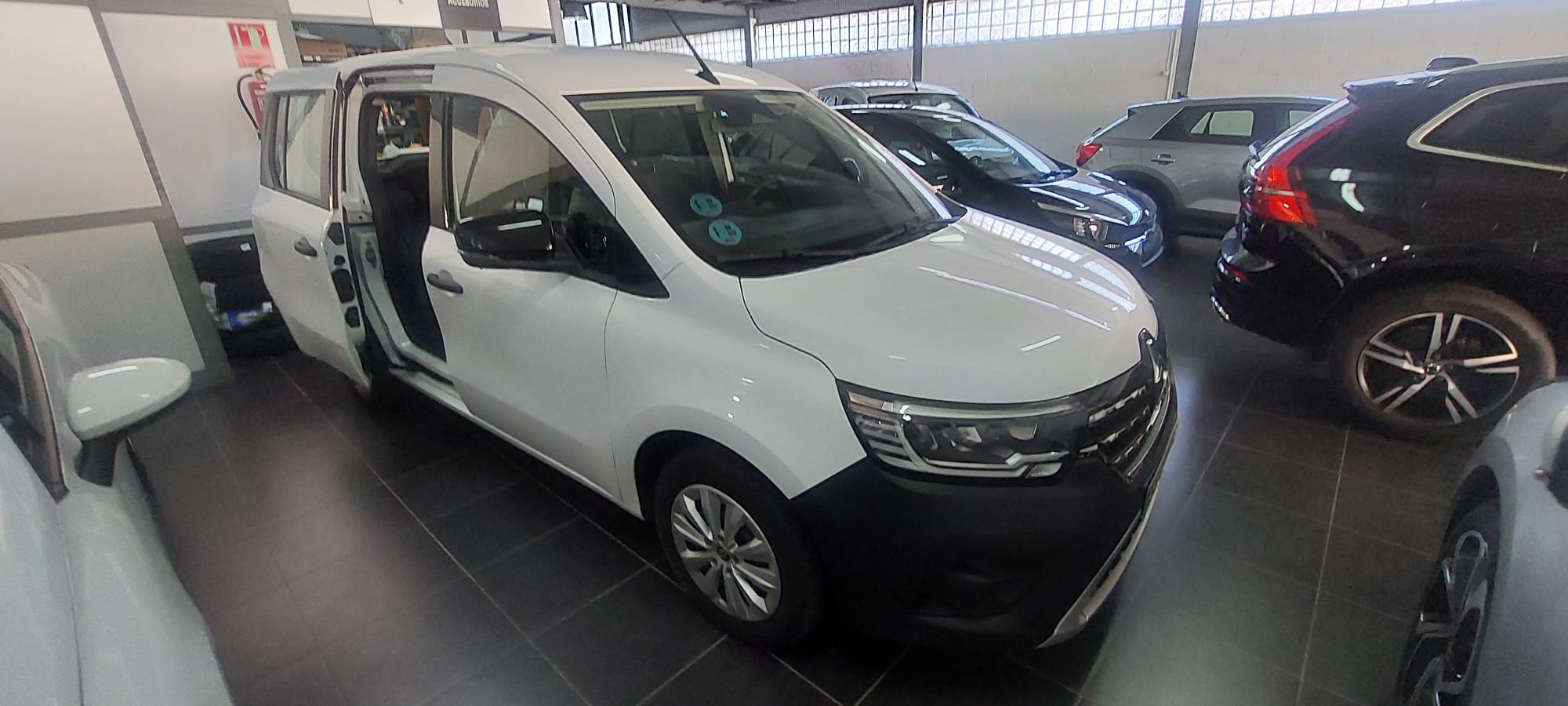 Renault Kangoo Combi 1.5 dci 95cv foto 8